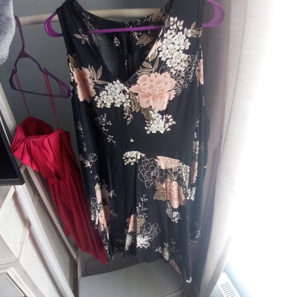 Dynamite dress - Picture 1 of 2